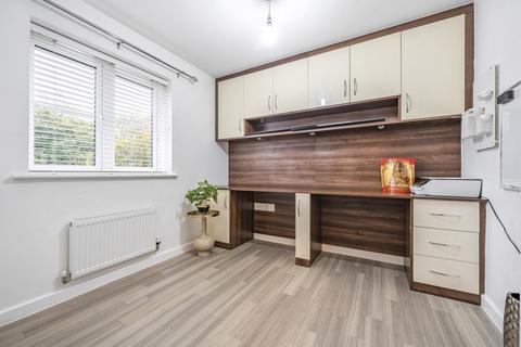 17 Bakers Place, Woodley, Reading, RG5 4AX
