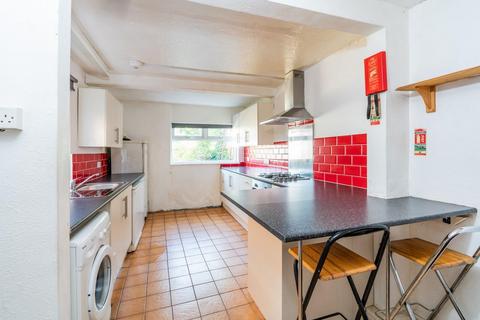 5 bedroom terraced house to rent, Avenue Road, Southampton