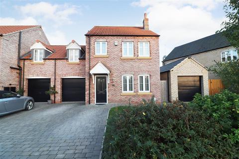 3 bedroom semi-detached house for sale, Beaumont Drive,, Beverley