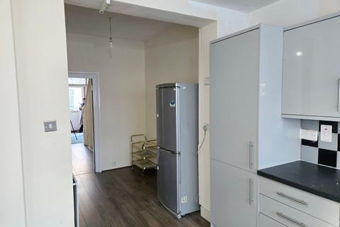 1 bedroom flat to rent, Lathom Road, E6