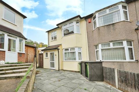 4 bedroom end of terrace house for sale, Sandycroft, London, SE2