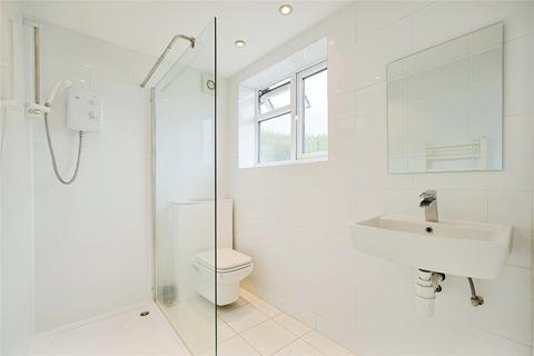 7 Sandycroft, London, SE2 0XY