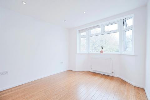 7 Sandycroft, London, SE2 0XY