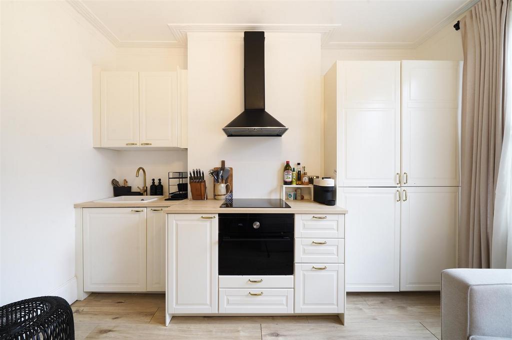58 D Micheldever Road - wfi OEDBH90a AUT9cr Ec E.jpg
