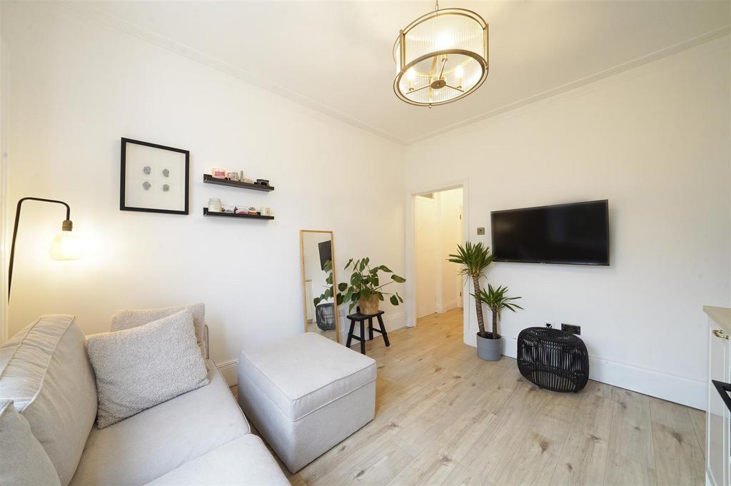 58 D Micheldever Road - Cc Ulyw Nbbk Ofi BMS7 Vf I.jpg