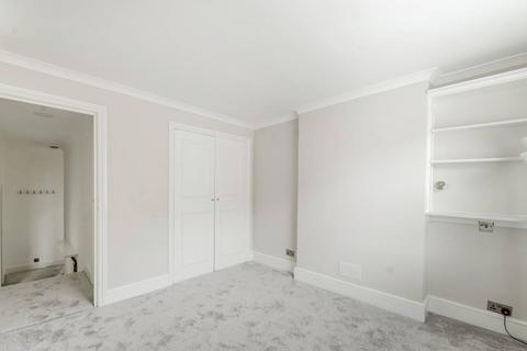 2 bedroom flat to rent, Marloes Road, Kensington, London, W8