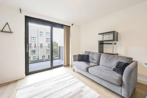 1 bedroom flat for sale, Kingfisher Heights, E16, Docklands, London, E16