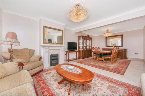 5 bedroom house for sale, The Crescent, Acton, London, W3