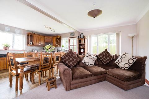 5 bedroom detached house for sale, Shobdon HR6