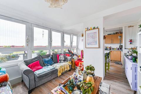 2 bedroom flat for sale, Redcar Street, Camberwell, London, SE5