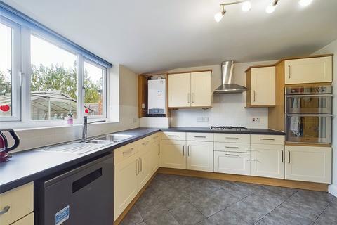 89 Boverton Drive, Brockworth, Gloucester, GL3 4BS
