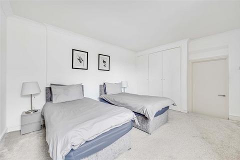 2 bedroom flat to rent, Hans Road, SW3