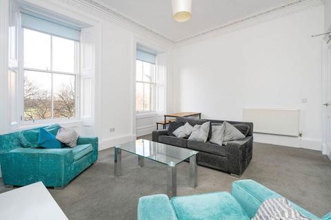 4 bedroom flat to rent, Hope Park Crescent, Newington, Edinburgh