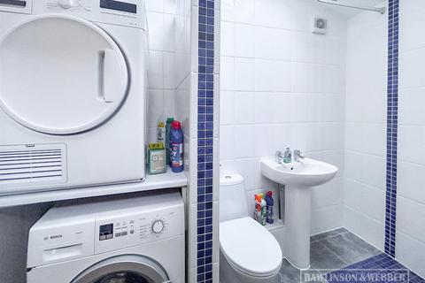 6 Grange Close, West Molesey, KT8 2PX