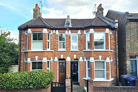 3 bedroom cottage to rent, Hamilton Road, East Finchley, N2