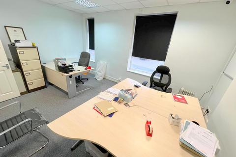 Office to rent, Whitefield, Manchester M45