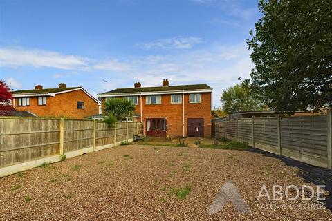 4 bedroom semi-detached house for sale, Ashtree Road, Burton-On-Trent DE13