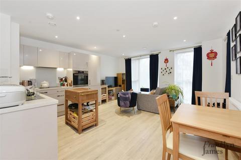 2 bedroom apartment to rent, 28 Thomas Road, London, E14 7UU