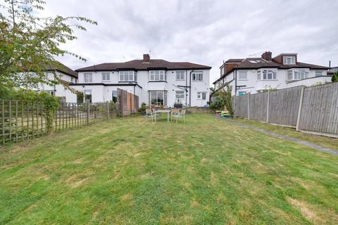 5 bedroom semi-detached house to rent, Abbots Gardens, East Finchley, N2