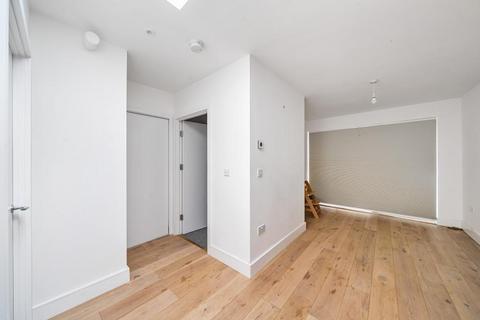 3 bedroom maisonette for sale, Edgewood Mews,  Finchley,  N3