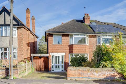 3 bedroom semi-detached house for sale, Farm Road, Beeston NG9