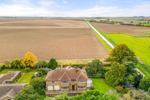 4 bedroom detached house for sale, Moulton Chapel