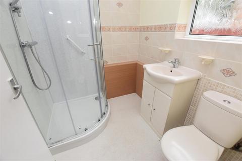 2 bedroom terraced house for sale, Millhouse Woods Lane, Cottingham