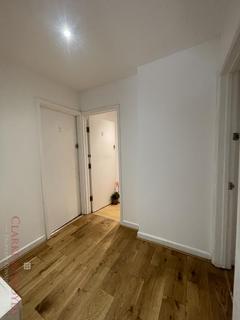 undefined, Orpington BR5