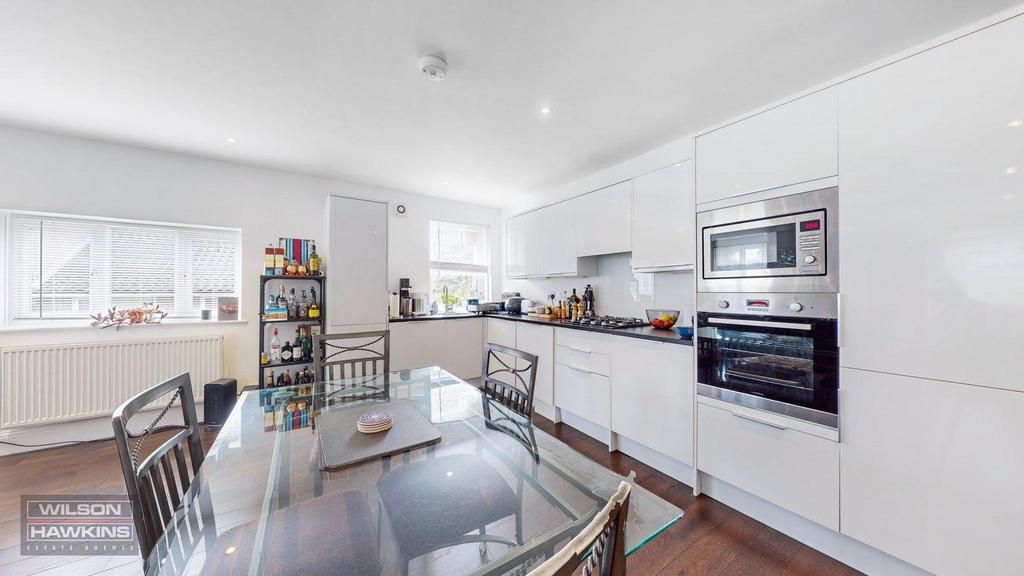 1 Moat Lodge, London Road - zrg VUMs N6 Frl WGyh7 FWe (