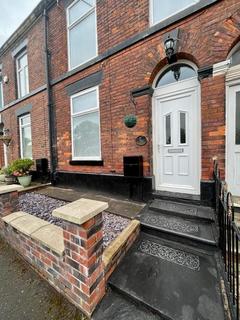 3 bedroom terraced house to rent, Irwell Street, Manchester M26