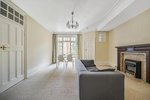 1 bedroom flat for sale, Grove End Road, St John's Wood