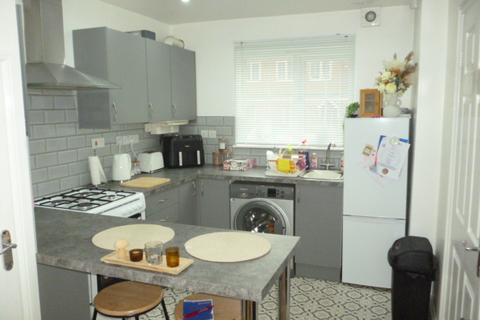 2 bedroom house for sale, HIGH STREET , QUARRY BANK  DY5