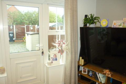 2 bedroom house for sale, HIGH STREET , QUARRY BANK  DY5