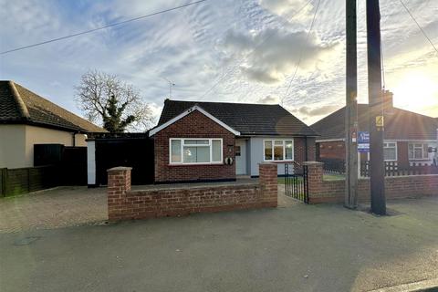 3 bedroom detached bungalow for sale, St. Marys Road, Burnham-On-Crouch