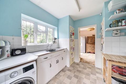 238 Bromham Road, Bedford, MK40 4AA