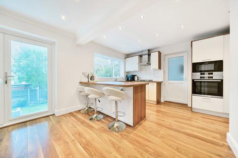 17 Warwick Close, Orpington, BR6 9DU