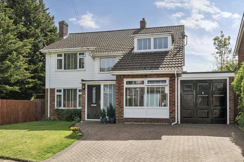17 Warwick Close, Orpington, BR6 9DU