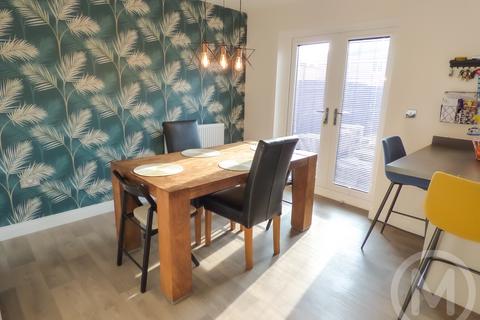 6 Bletchley Close, Blackpool, FY4 4ZB
