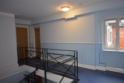 1 bedroom flat to rent, Empire Court , North End Road, Wembley, HA9 0AQ