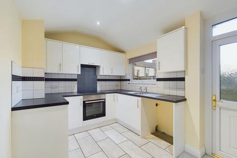 2 bedroom terraced house to rent, George Street, Skipton, BD23