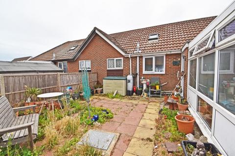 2 bedroom terraced bungalow for sale, Leonard Road, Greatstone, New Romney