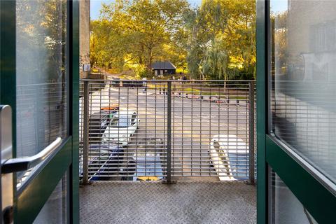 Flat 4, 12 Martello Street, London, E8 3PE