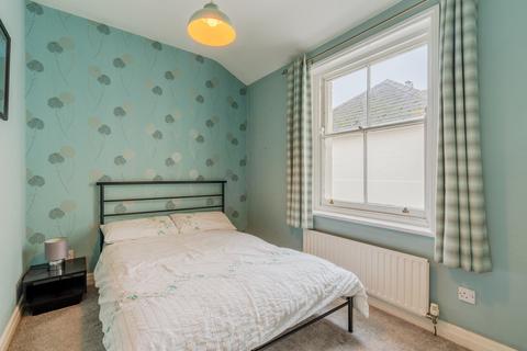 2 bedroom coach house for sale, Montpellier House, Suffolk Square, Cheltenham, GL50