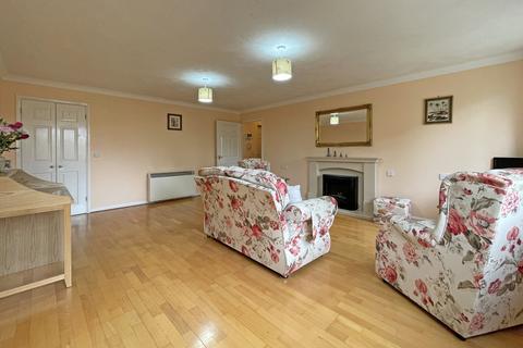 1 bedroom retirement property for sale, Epsom Road, Ewell, Surrey, KT17