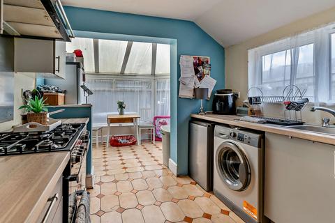 28 Bailey Street, Porth, CF39 0RA