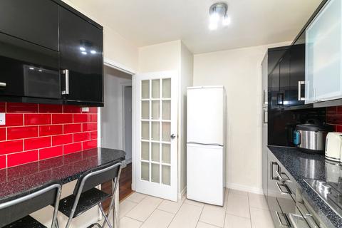 2 bedroom flat for sale, Chalklands, Wembley HA9