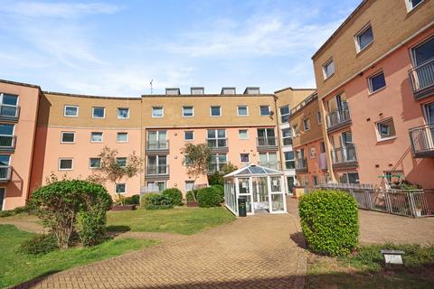 1 bedroom apartment for sale, Wooldridge Close, Feltham, TW14