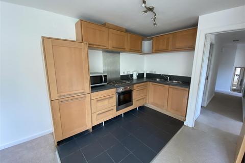 2 bedroom flat for sale, Sycamore Court, 180 Carrington Lane, Sale