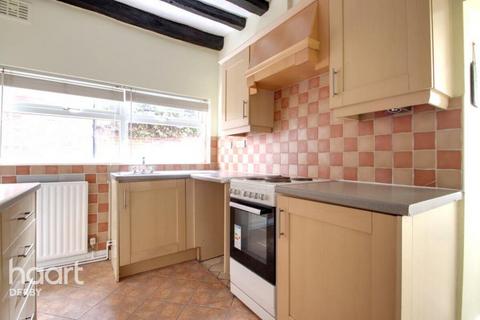 2 bedroom cottage to rent, The Green, Loughborough