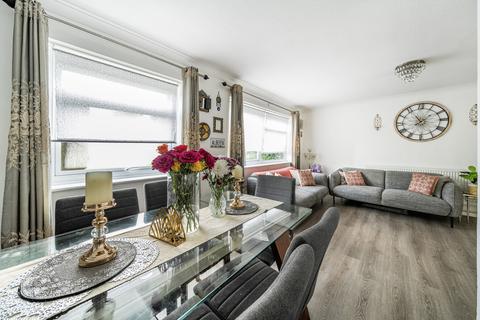 2 bedroom apartment for sale, Thornton Close, Surrey, Guildford, GU2